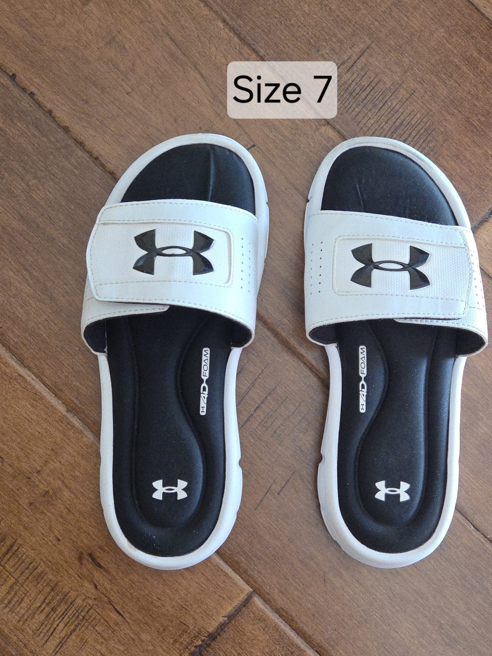 Under Armour Mens White and Black Slide Sandals Size 7